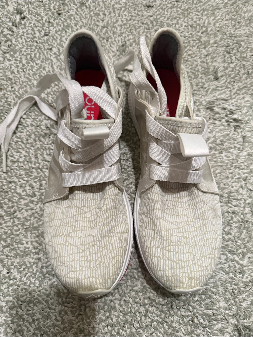 Adidas Sneakers